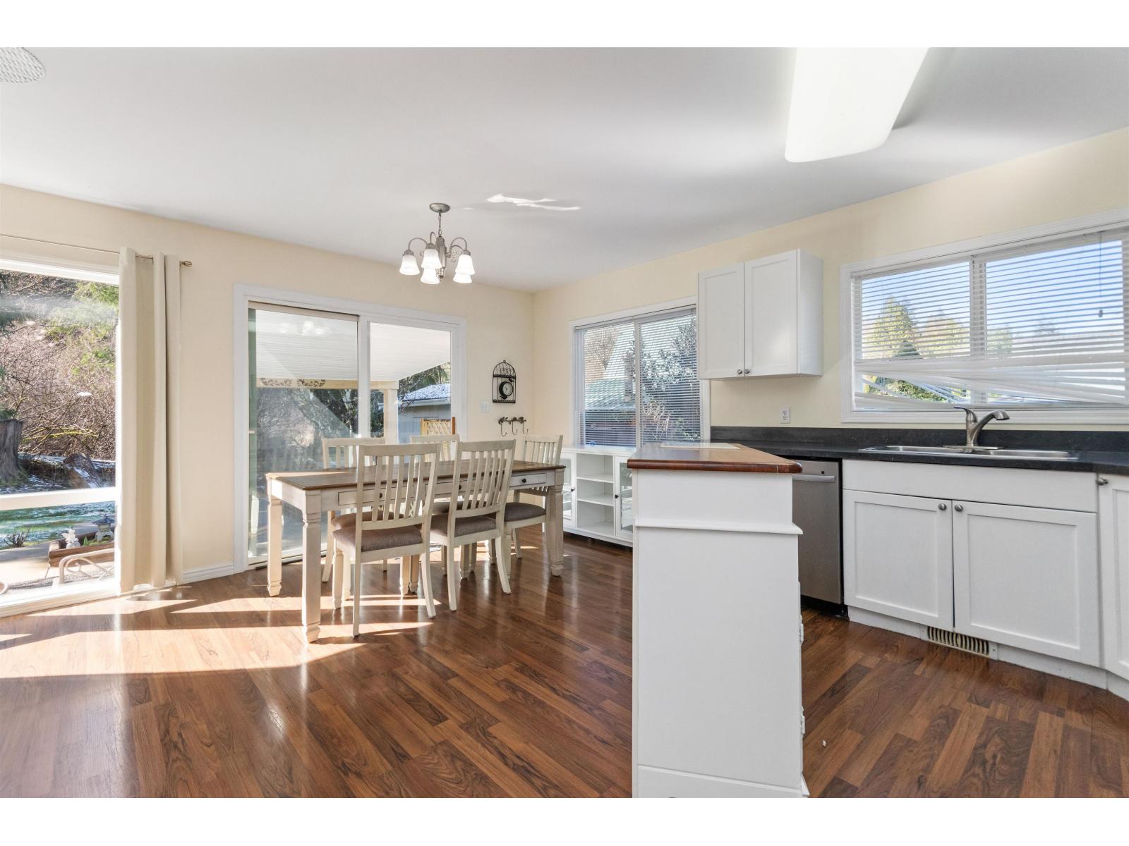 66522 Summer Road, Kawkawa Lake, Hope, British Columbia  V0X 1L1 - Photo 13 - R3104001