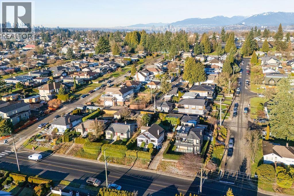 231 E Eighth Avenue, New Westminster, British Columbia  V3L 4K3 - Photo 3 - R3105421