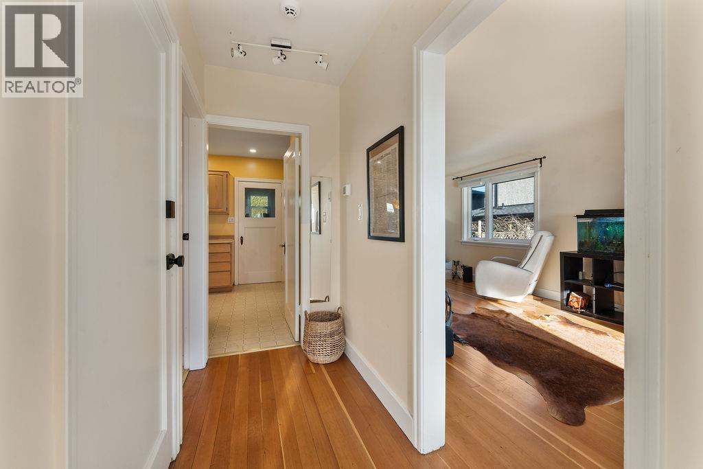 231 E Eighth Avenue, New Westminster, British Columbia  V3L 4K3 - Photo 5 - R3105421