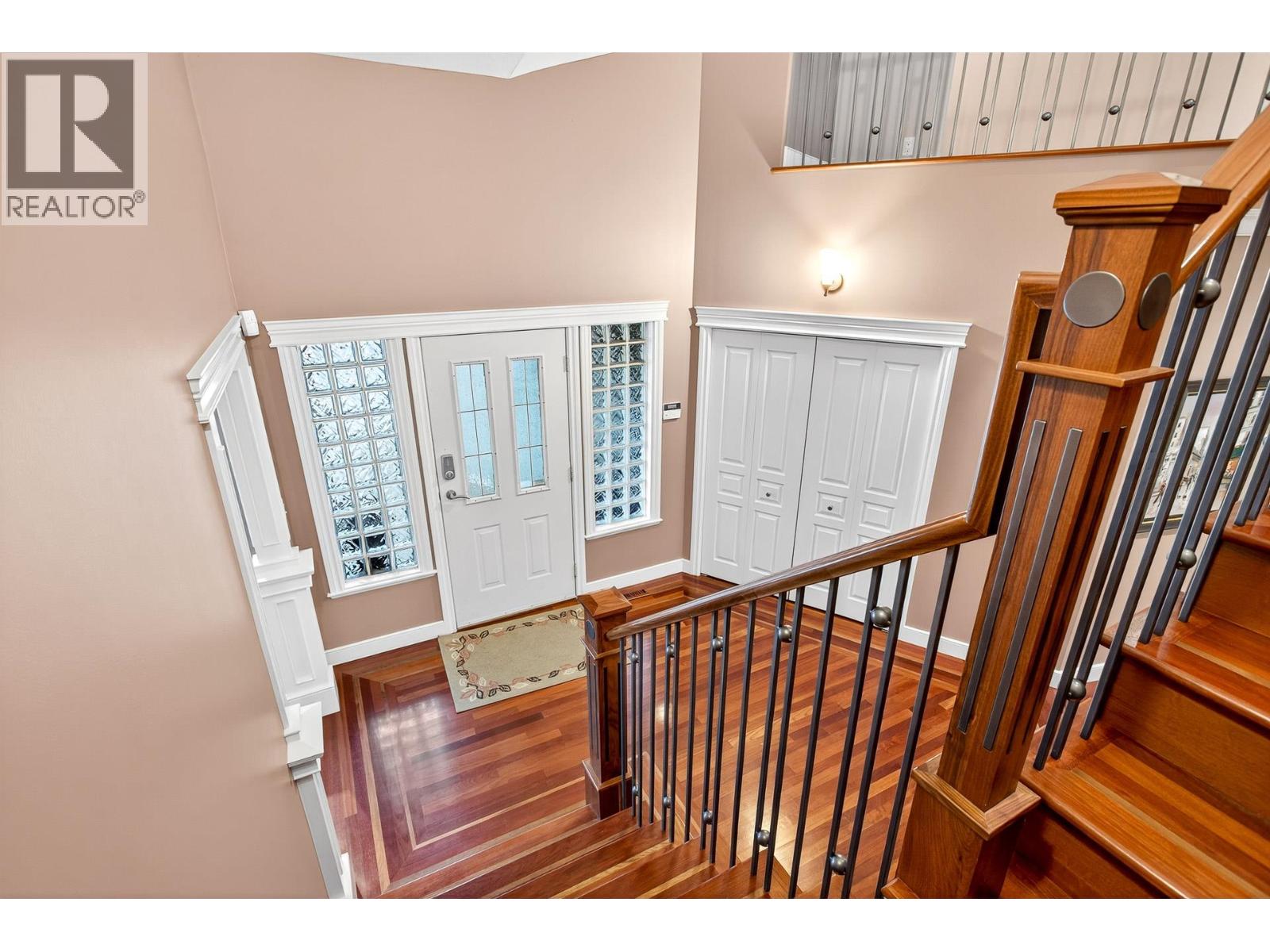 1411 Madrona Place, Coquitlam, British Columbia  V3E 2S5 - Photo 3 - R3105443