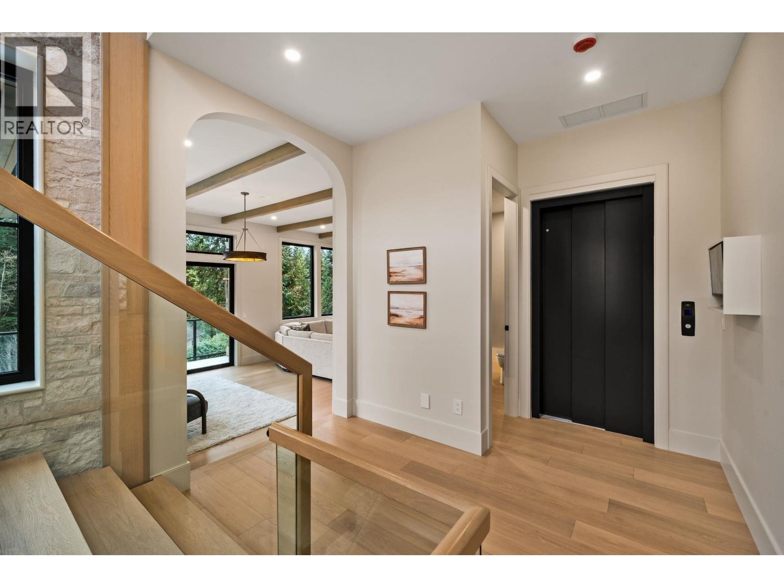 135 Oak Court, Anmore, British Columbia  V3H 4W9 - Photo 15 - R3105458