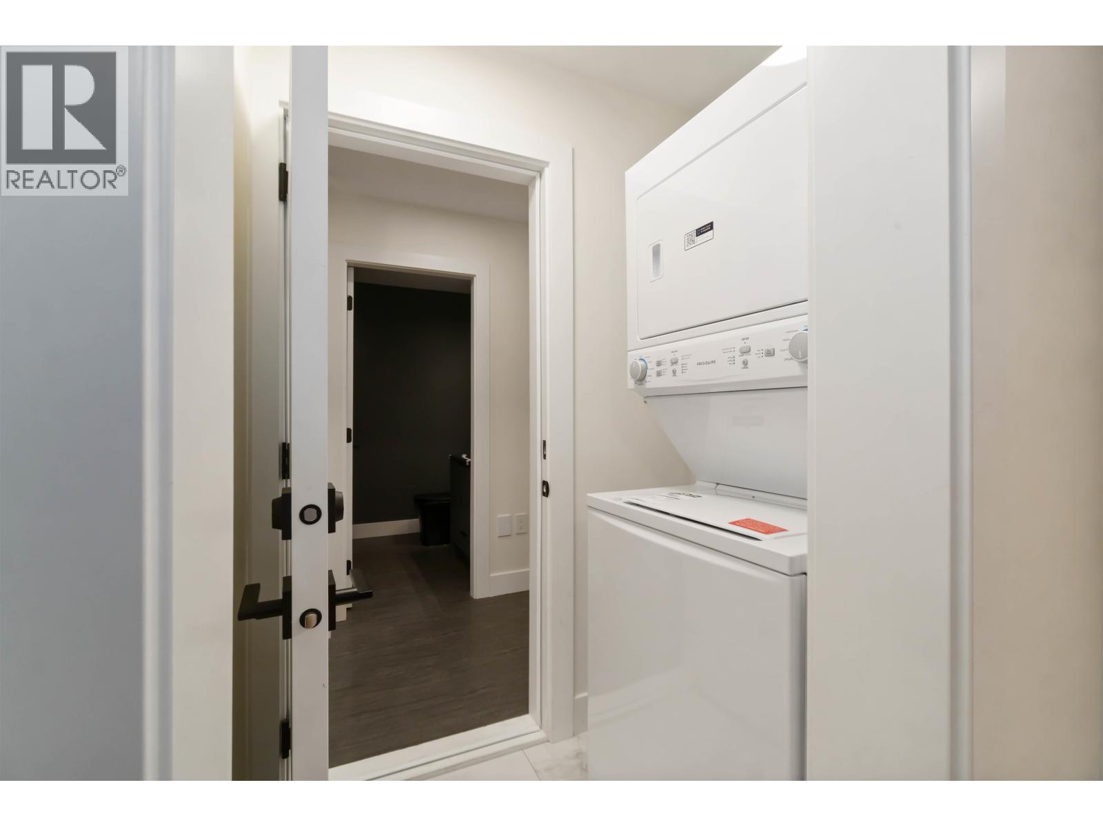 827 Atkins Street, Coquitlam, British Columbia  V3J 5Z6 - Photo 32 - R3105275