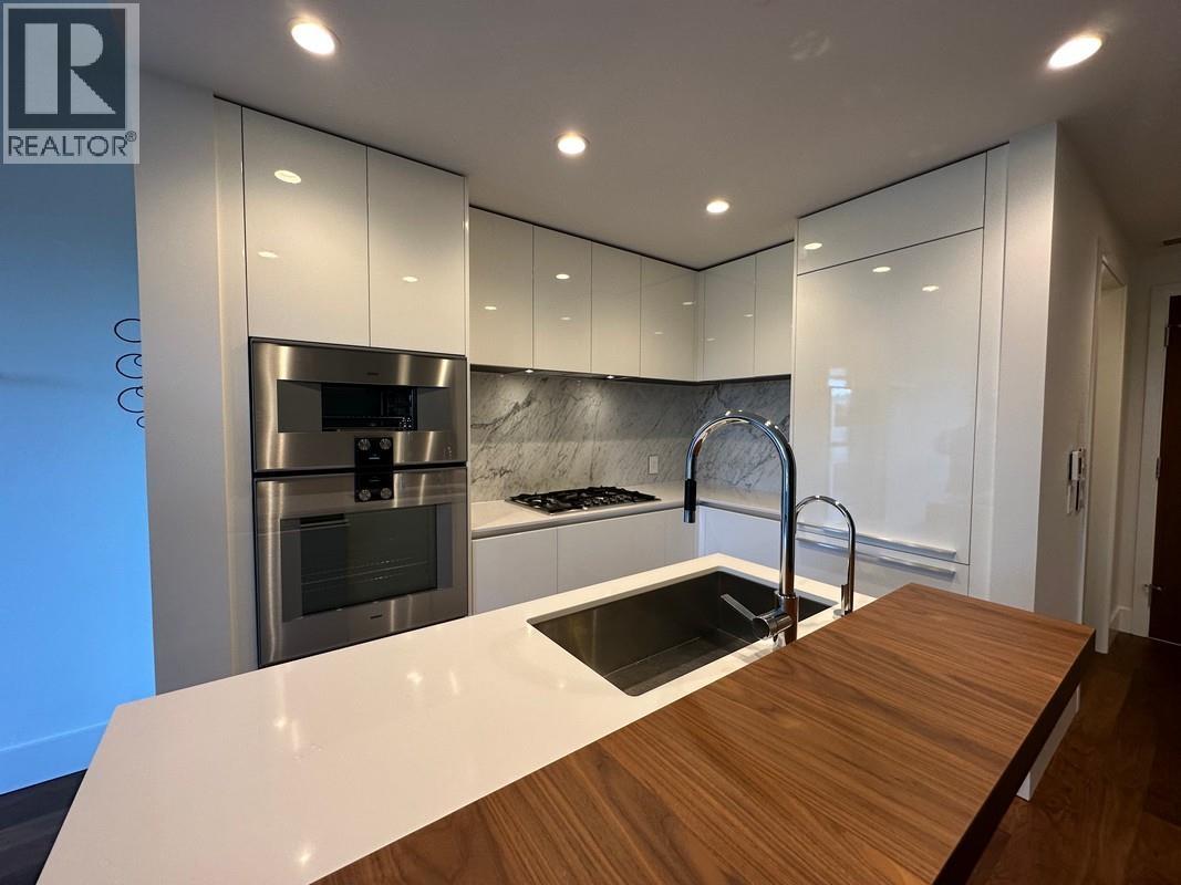 389 W 59th Ave Vancouver, Vancouver, British Columbia V5X 0J4 - Photo 1 - R3105462