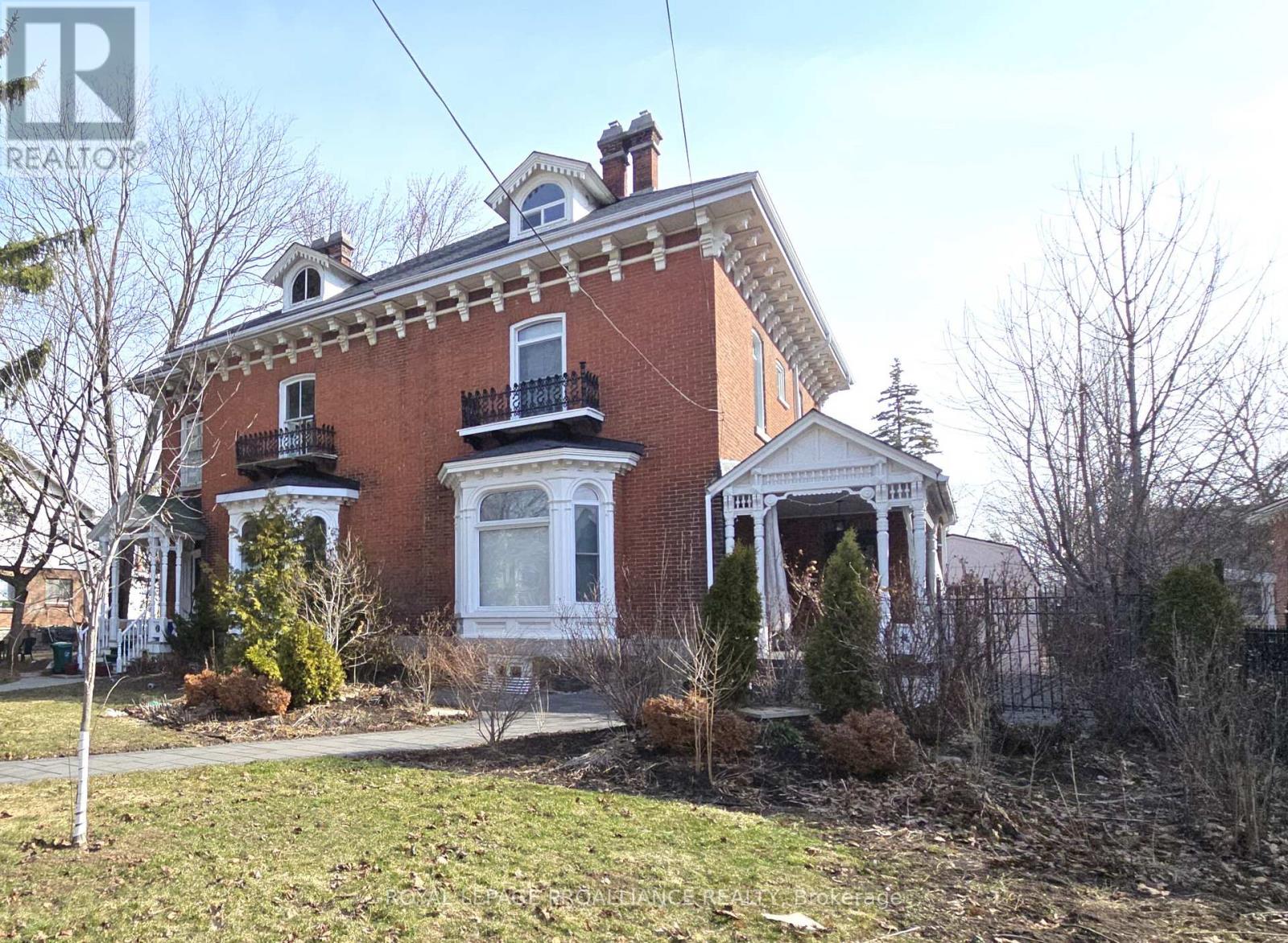 219 Charles Street, Belleville, Ontario  K8N 3M3 - Photo 1 - X12940882