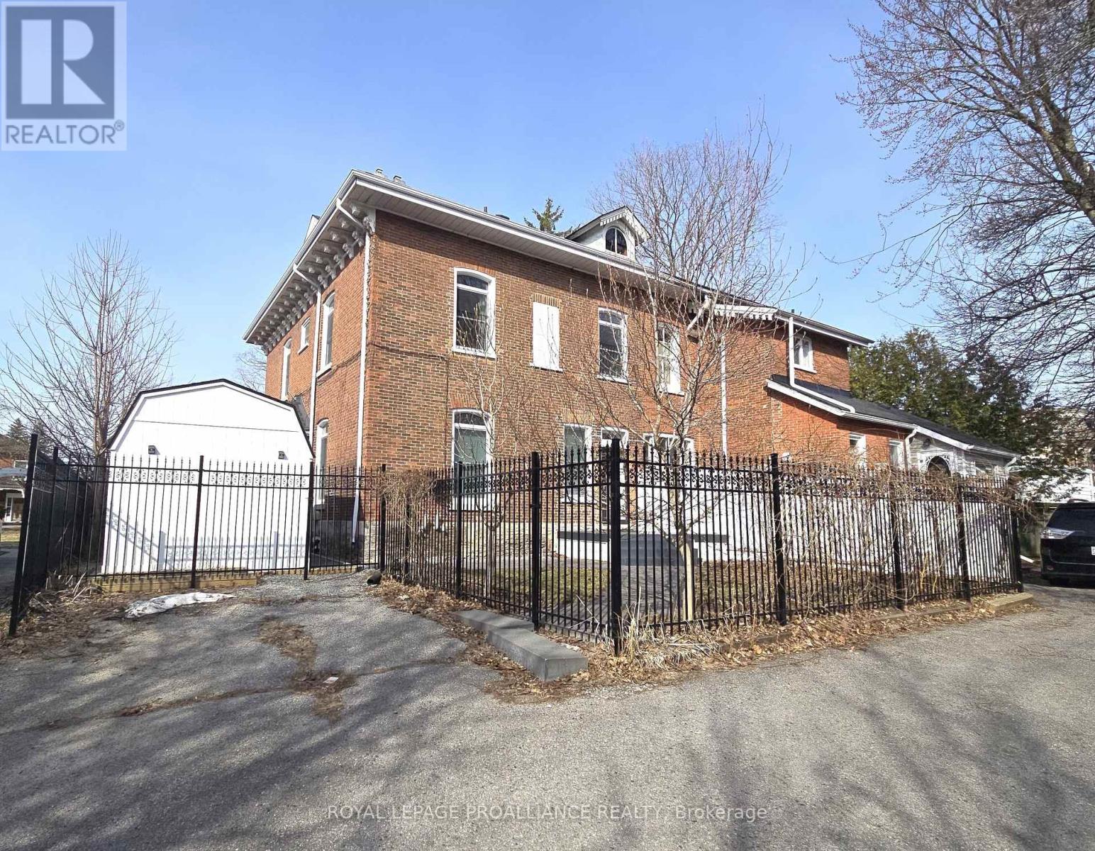 219 Charles Street, Belleville, Ontario  K8N 3M3 - Photo 46 - X12940882