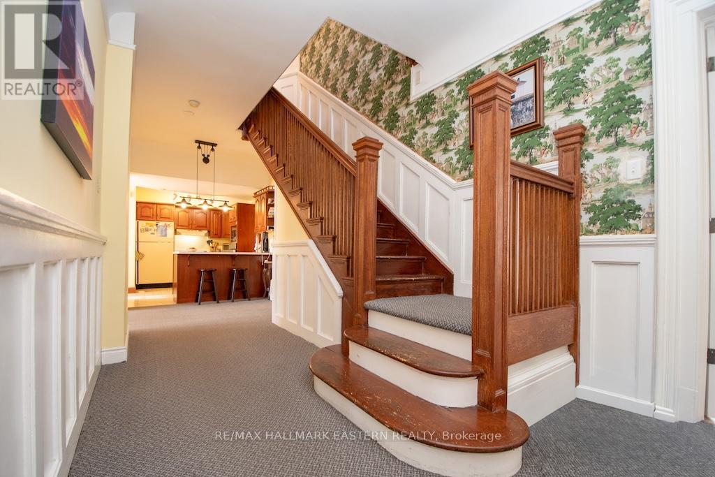 813 Water Street, Peterborough, Ontario  K9H 3N7 - Photo 8 - X12940918