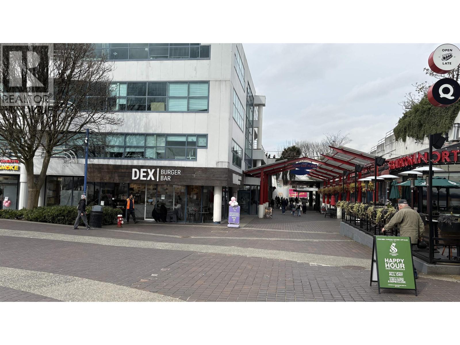 143 Chadwick Court, North Vancouver, British Columbia  V7L 2X7 - Photo 2 - C8077477