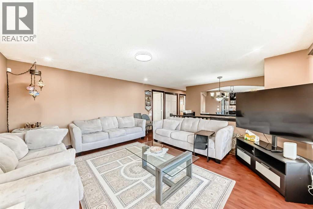 7160 Temple Drive Ne, Calgary, Alberta  T1Y 4E7 - Photo 8 - A2295584