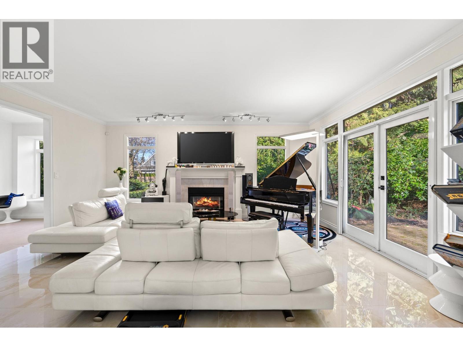 8208 Tugboat Place, Vancouver, British Columbia  V6P 6P8 - Photo 7 - R3096621