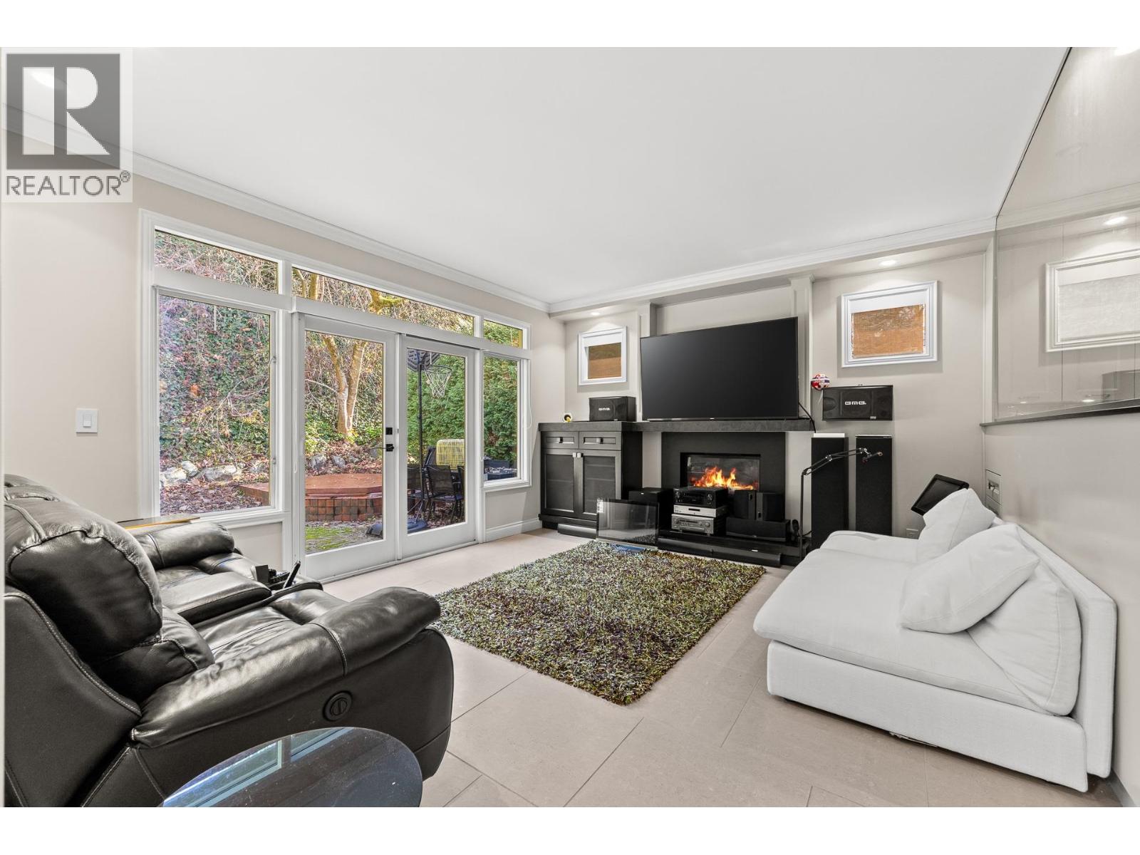 8208 Tugboat Place, Vancouver, British Columbia  V6P 6P8 - Photo 10 - R3096621