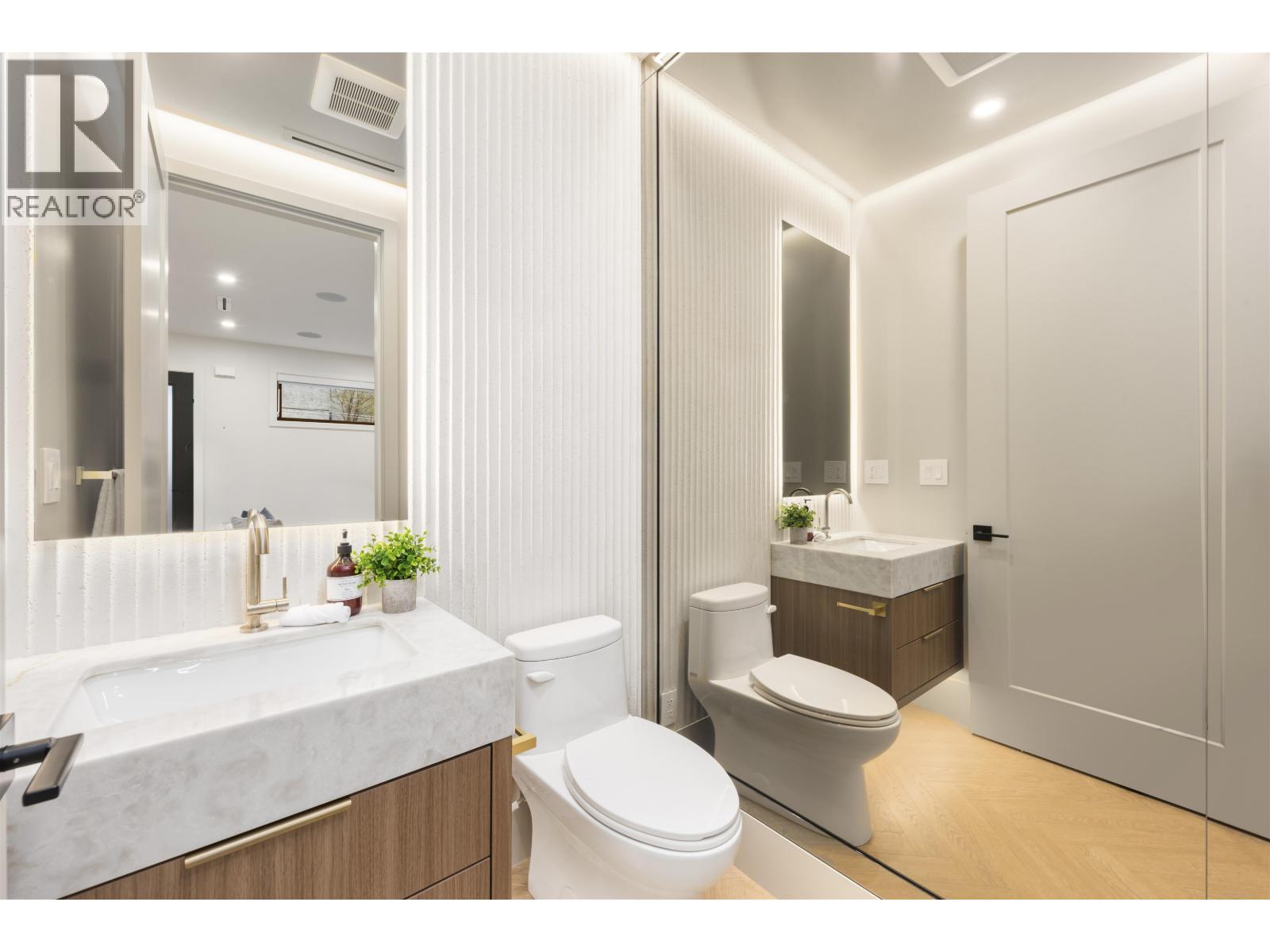 2 3393 Victoria Drive, Vancouver, British Columbia  V5N 4M3 - Photo 16 - R3104869