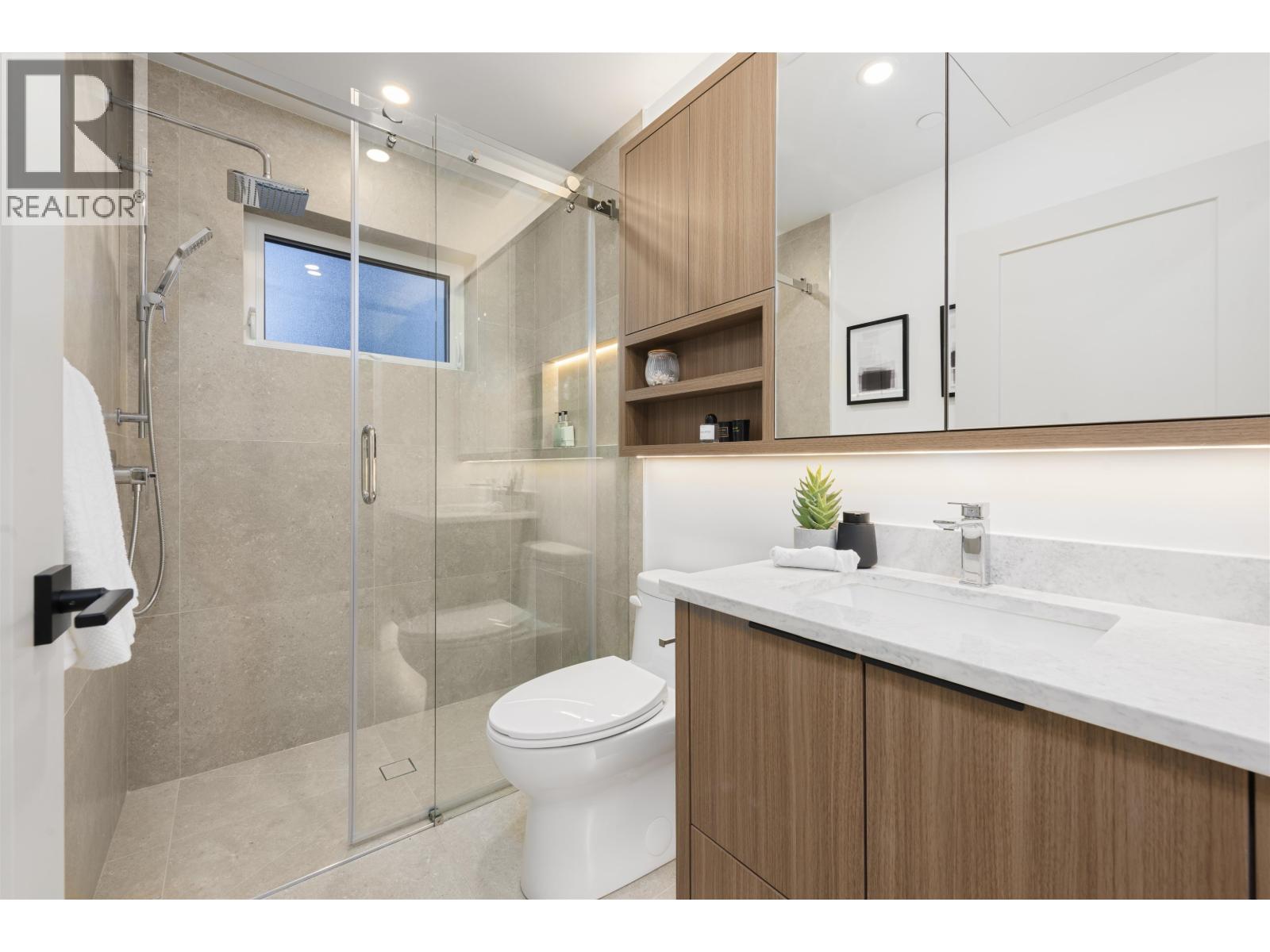 2 3393 Victoria Drive, Vancouver, British Columbia  V5N 4M3 - Photo 17 - R3104869