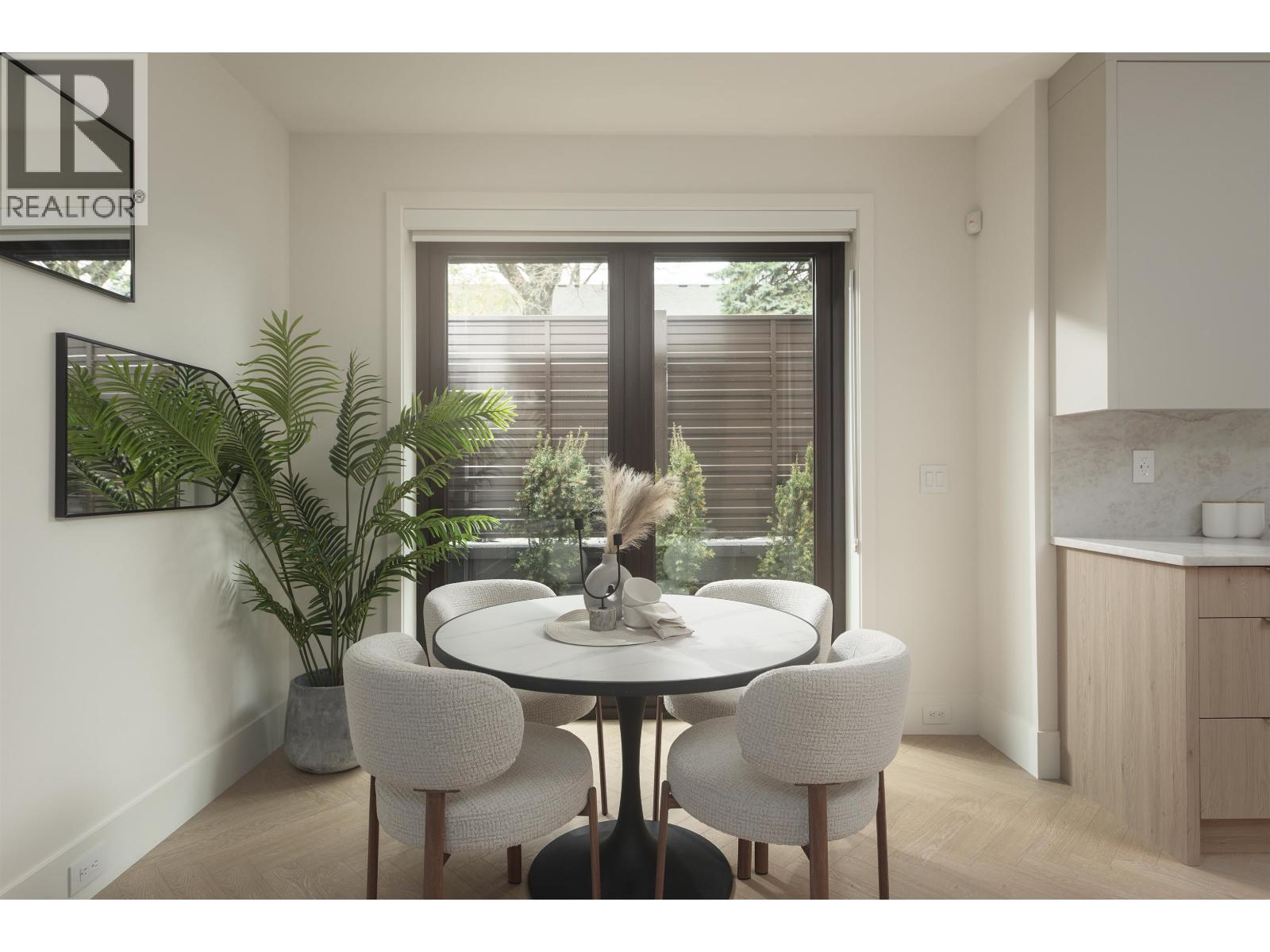 2 3393 Victoria Drive, Vancouver, British Columbia  V5N 4M3 - Photo 3 - R3104869