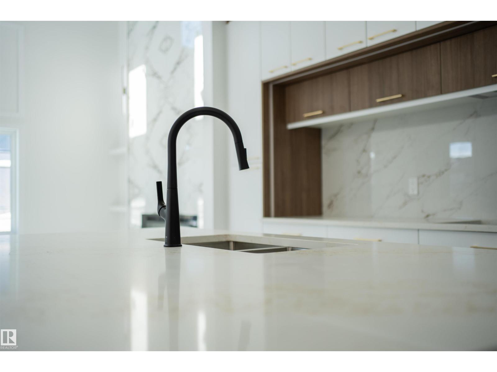 4006 40 St, Beaumont, Alberta  T4X 3B6 - Photo 11 - E4479902