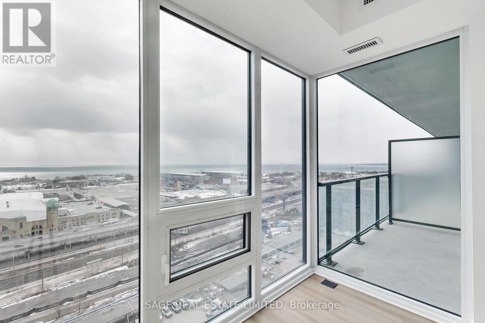 1712 - 135 East Liberty Street, Toronto, Ontario  M6K 0G7 - Photo 22 - C12940920