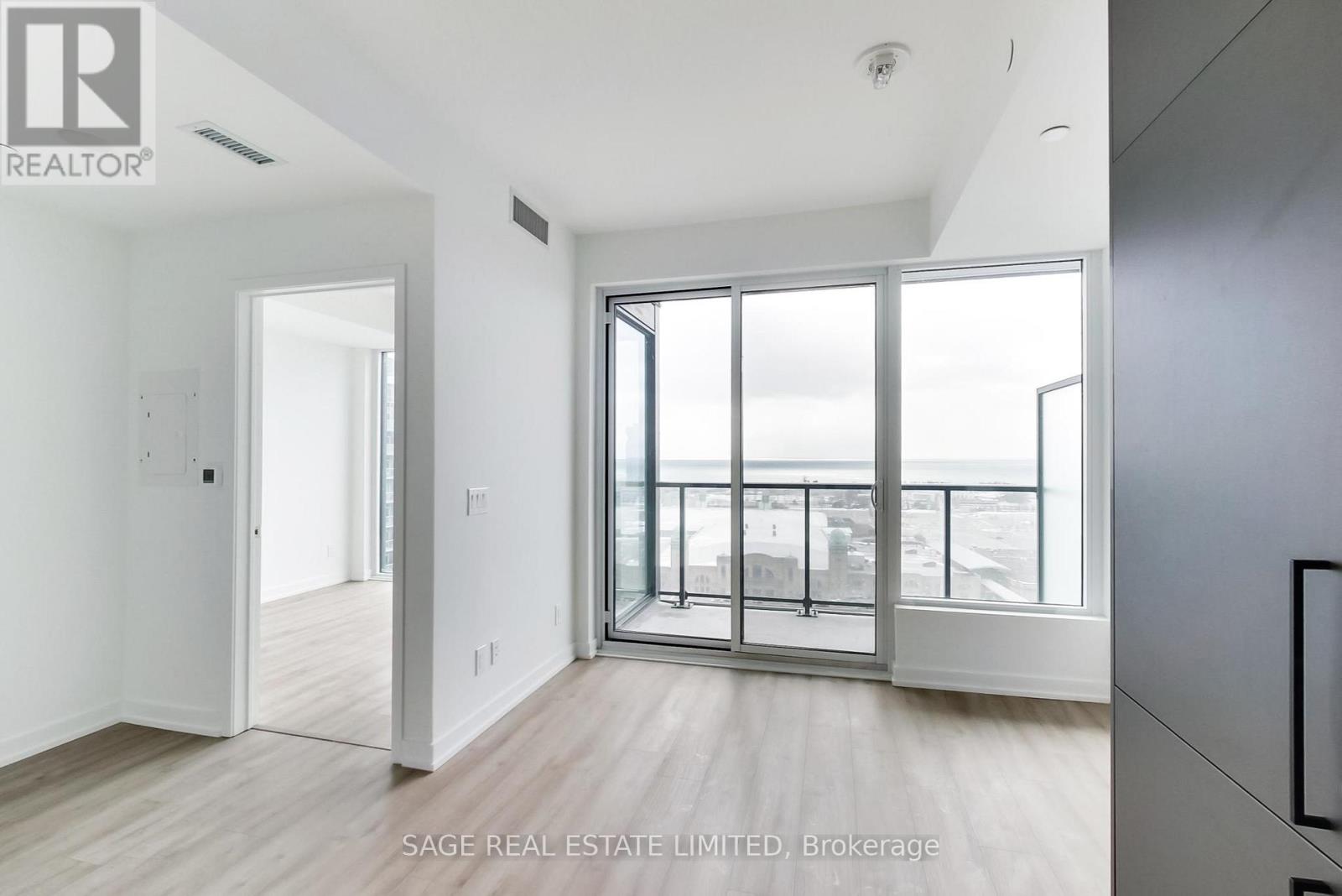 1712 - 135 East Liberty Street, Toronto, Ontario  M6K 0G7 - Photo 7 - C12940920