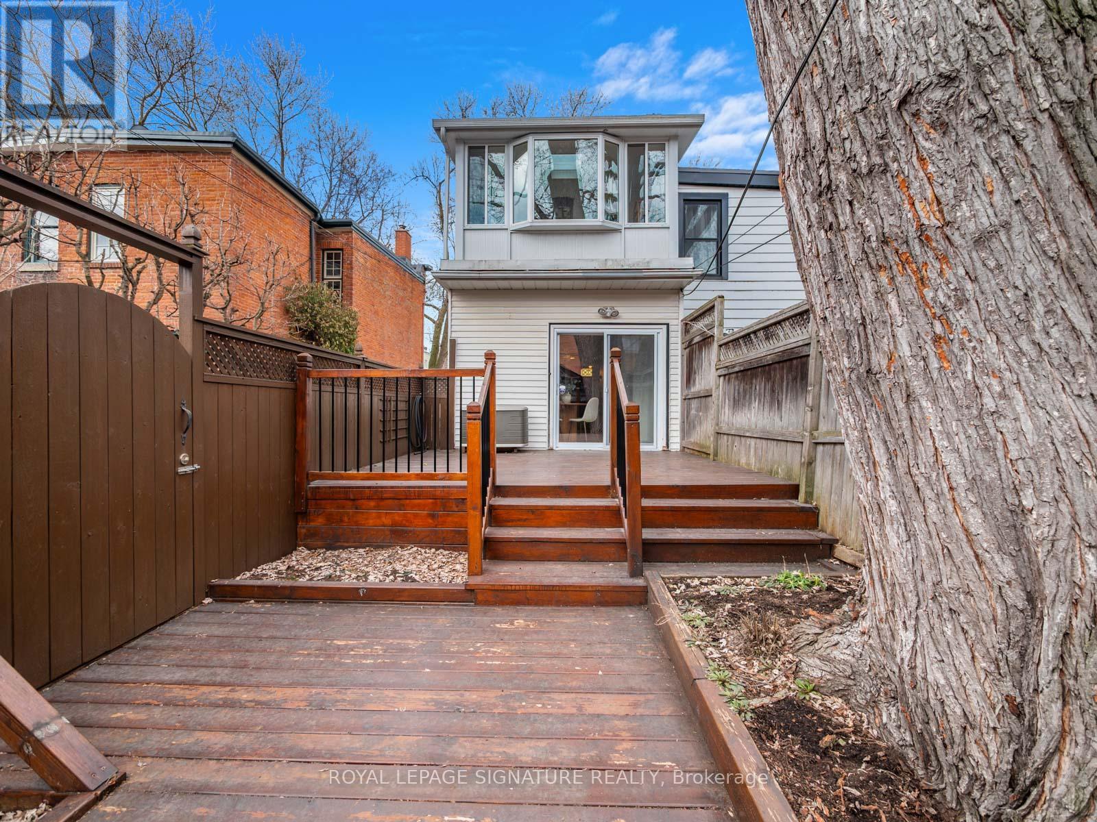 487 Sackville Street, Toronto, Ontario  M4X 1T6 - Photo 28 - C12940936