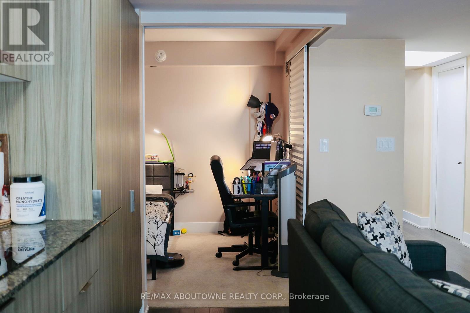 402 - 955 Bay Street, Toronto, Ontario  M5S 0C6 - Photo 14 - C12940968