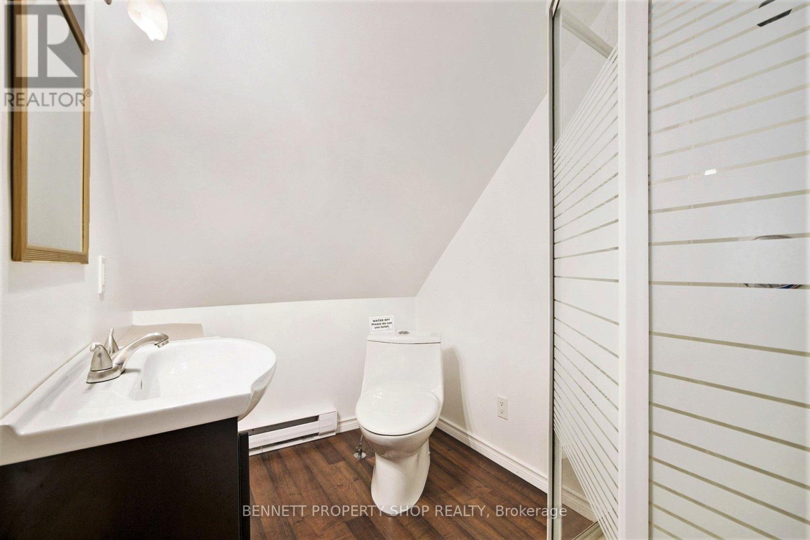 3834 Woodkilton Road, Ottawa, Ontario  K0A 1M0 - Photo 16 - X12940902