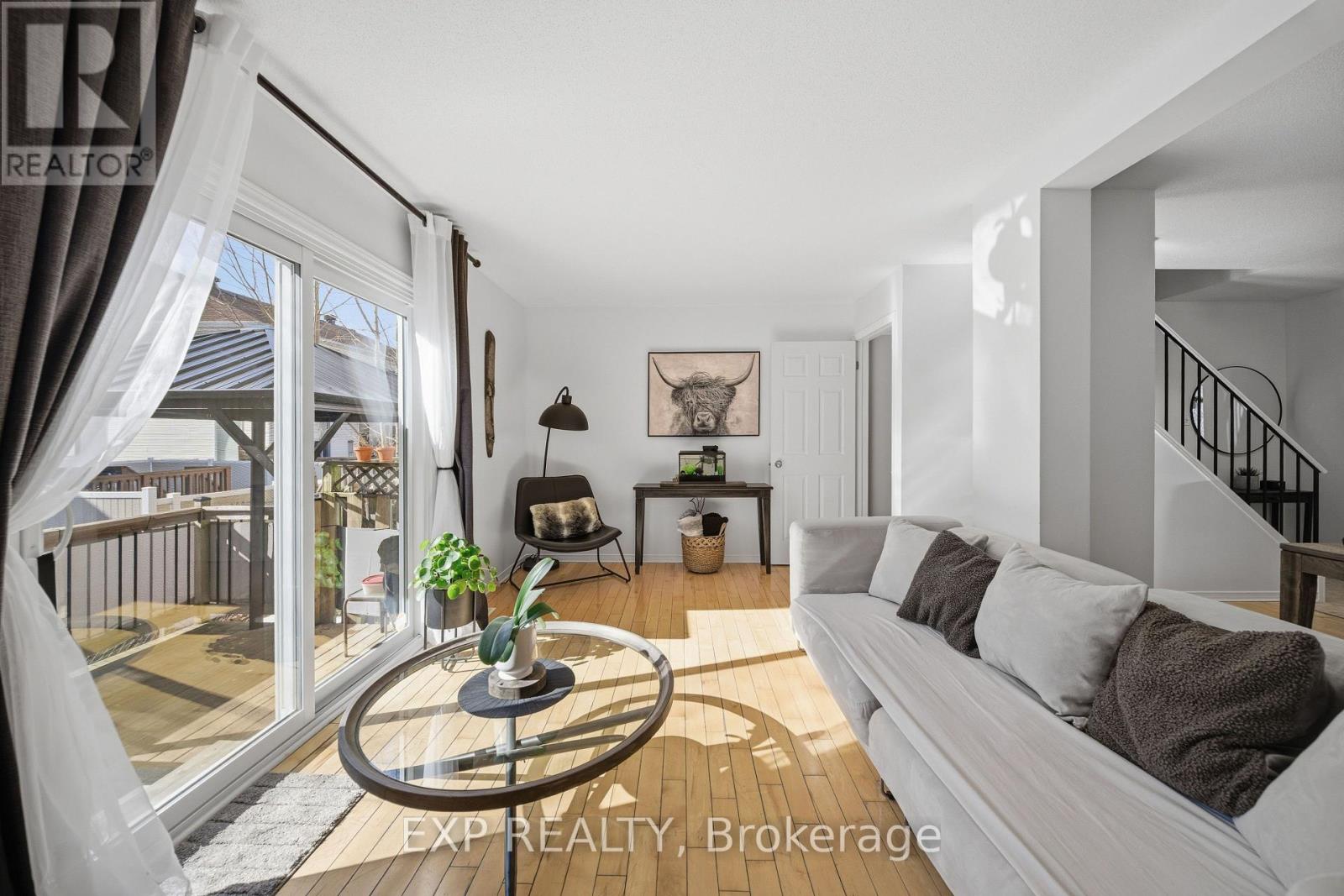 1832 Loranger Court, Ottawa, Ontario  K1C 7H6 - Photo 11 - X12940912