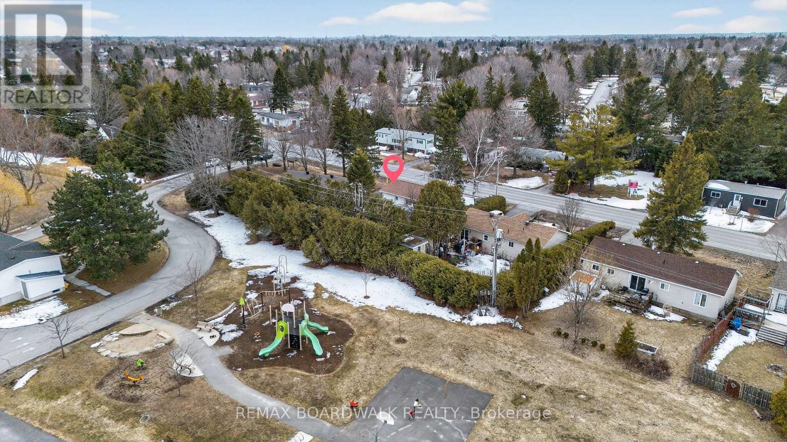 10 Fringewood Drive, Ottawa, Ontario  K2S 1T1 - Photo 30 - X12940950