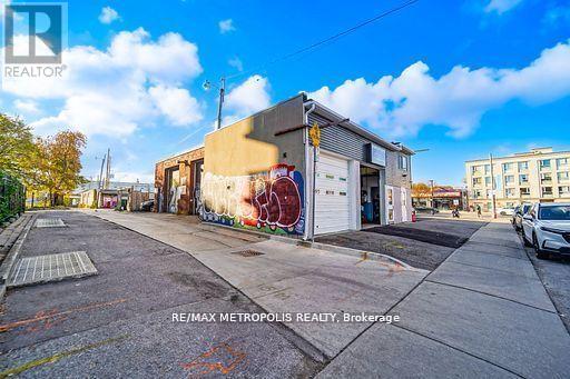 Unit A - 2793 Danforth Avenue, Toronto, Ontario  M4C 1L9 - Photo 11 - E12940942