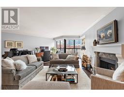 818 - 80 FRONT STREET E, Toronto, Ontario