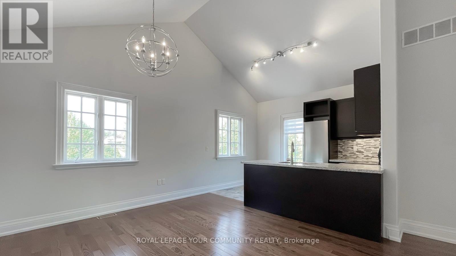 42 Somerville Street, Whitchurch-Stouffville, Ontario  L4A 1G6 - Photo 17 - N12437375