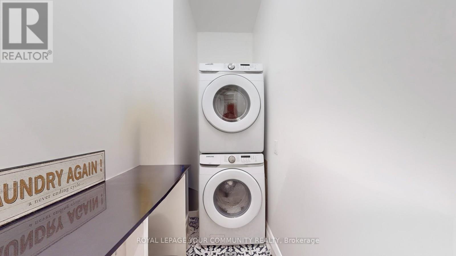 42 Somerville Street, Whitchurch-Stouffville, Ontario  L4A 1G6 - Photo 7 - N12508068