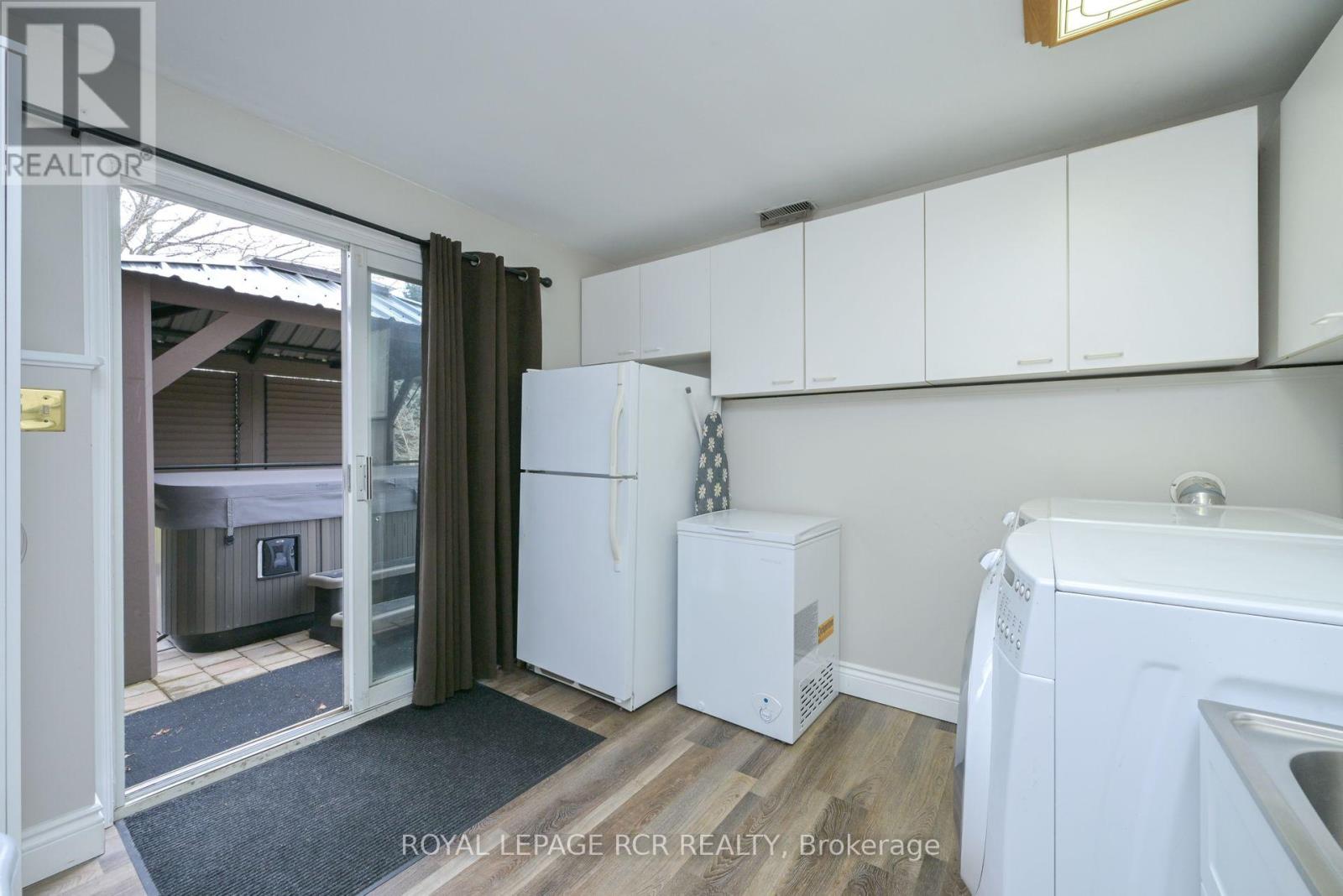 10 Joseph Street, Adjala-Tosorontio, Ontario  L0G 1L0 - Photo 25 - N12839408