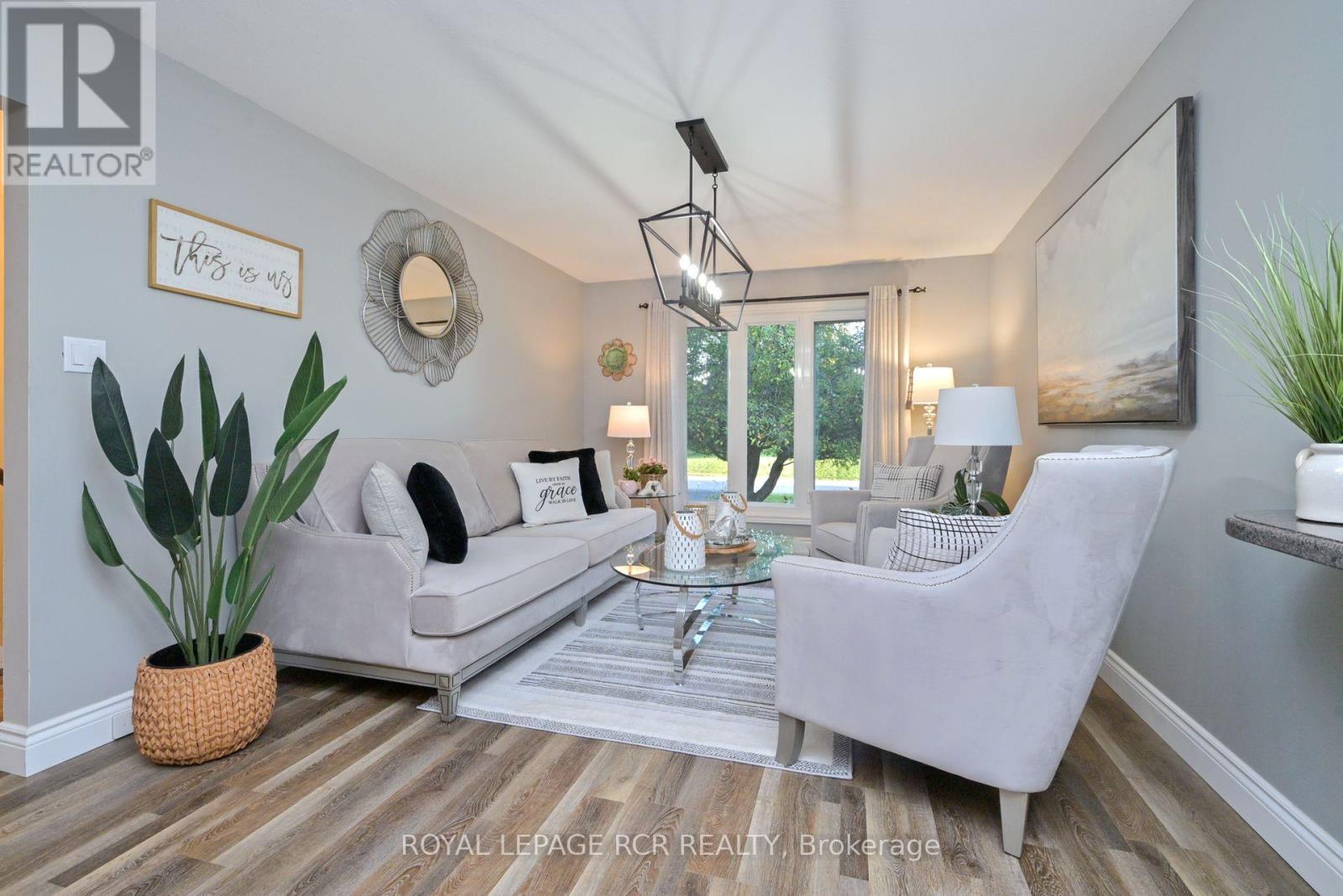 10 Joseph Street, Adjala-Tosorontio, Ontario  L0G 1L0 - Photo 10 - N12839408