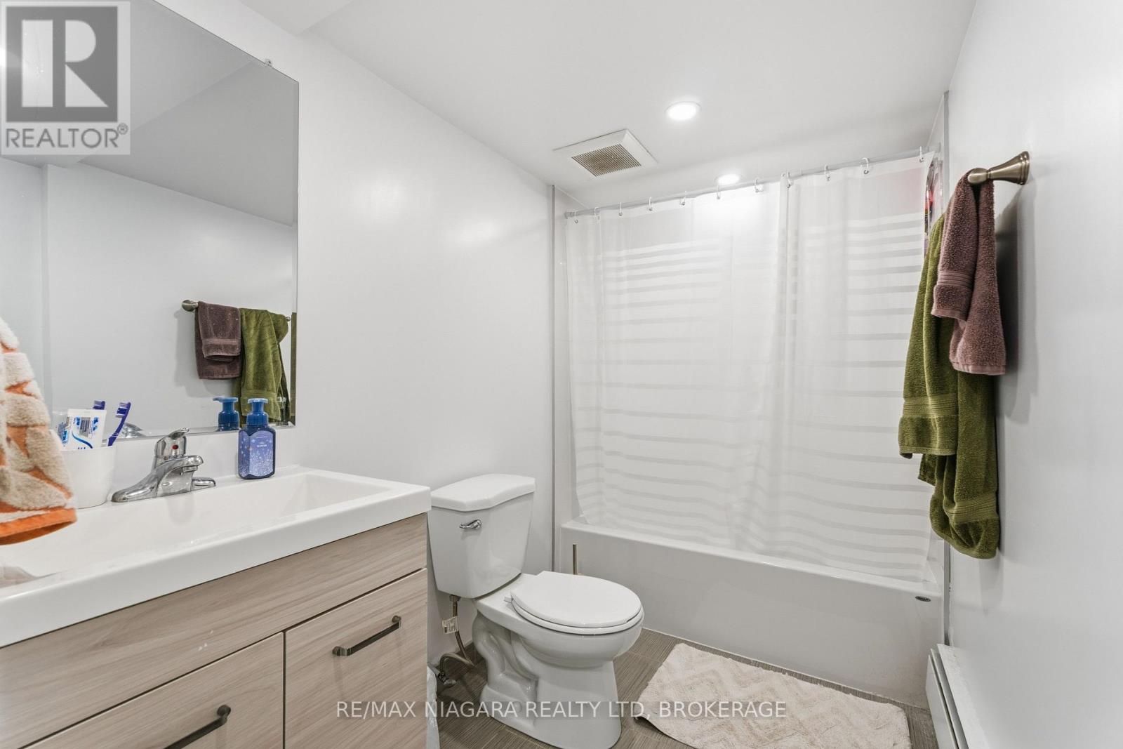 6 - 237 Church Street, St. Catharines, Ontario  L2R 3E8 - Photo 11 - X12940966