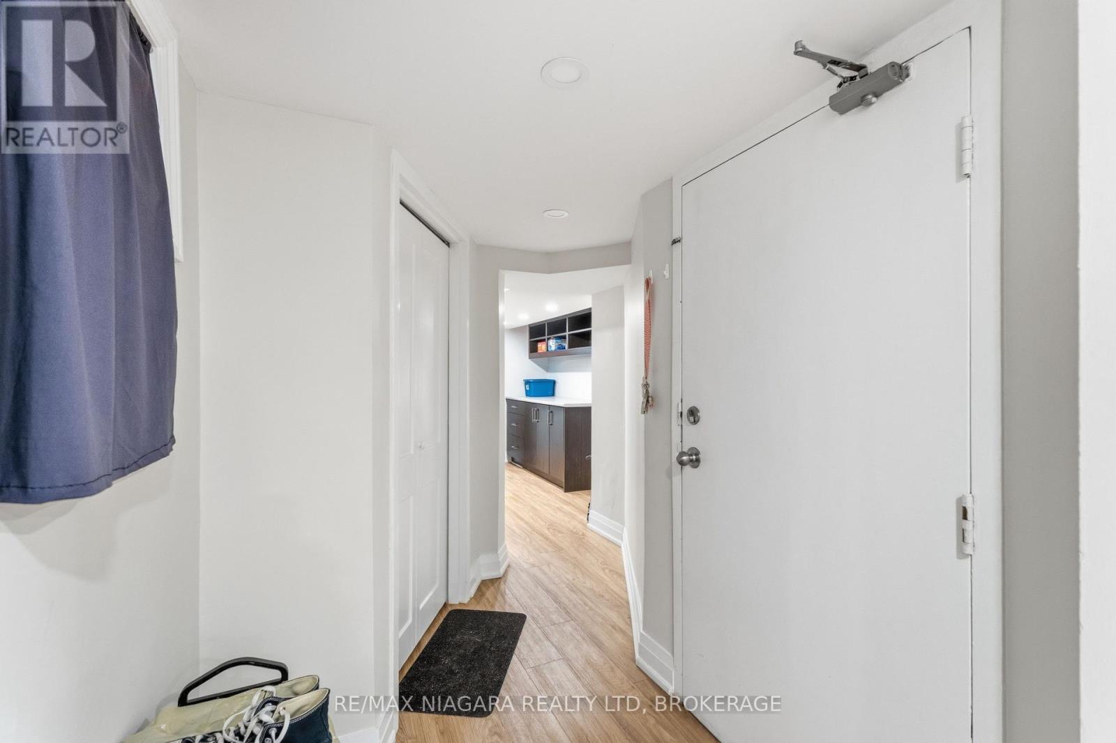 6 - 237 Church Street, St. Catharines, Ontario  L2R 3E8 - Photo 2 - X12940966