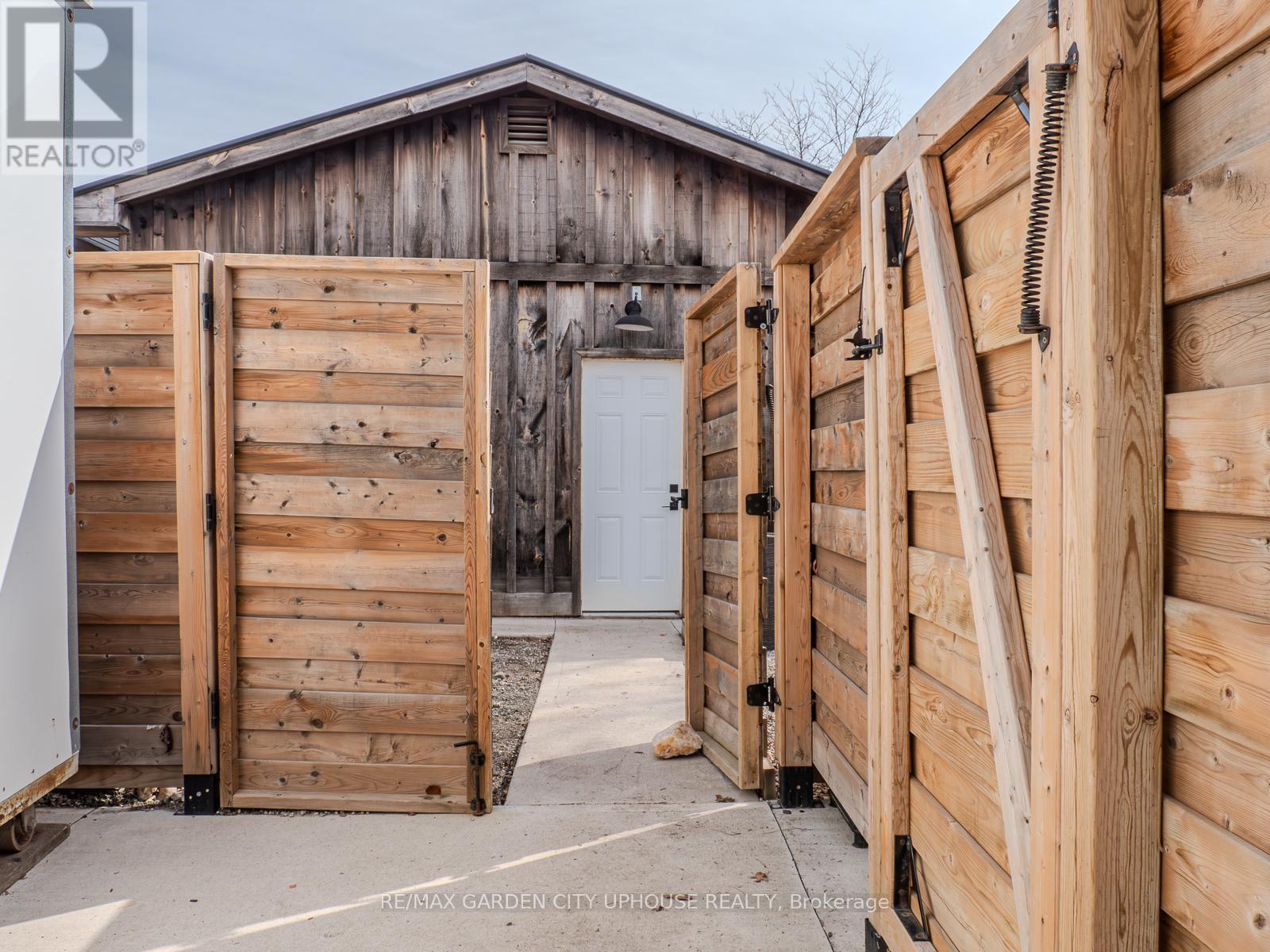 190 First Street Louth Street, St. Catharines, Ontario  L2S 0A6 - Photo 19 - X12940976