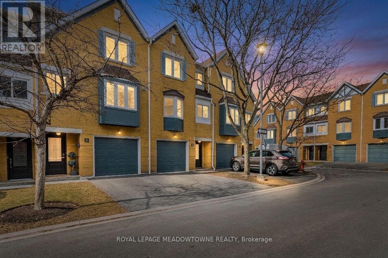 21 - 2300 Brays Lane, Oakville, Ontario  L6M 3J9 - Photo 2 - W12940620