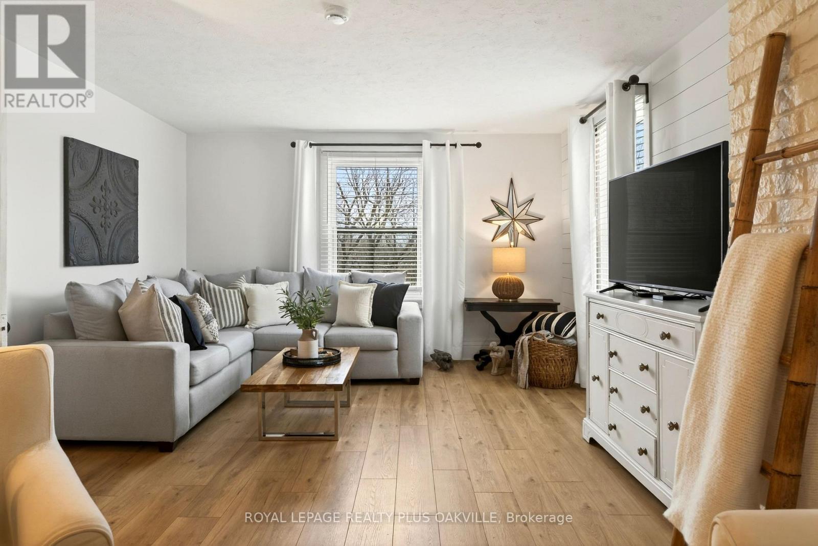 381 Elizabeth Street, Grimsby, Ontario  L3M 3K6 - Photo 16 - X12848798