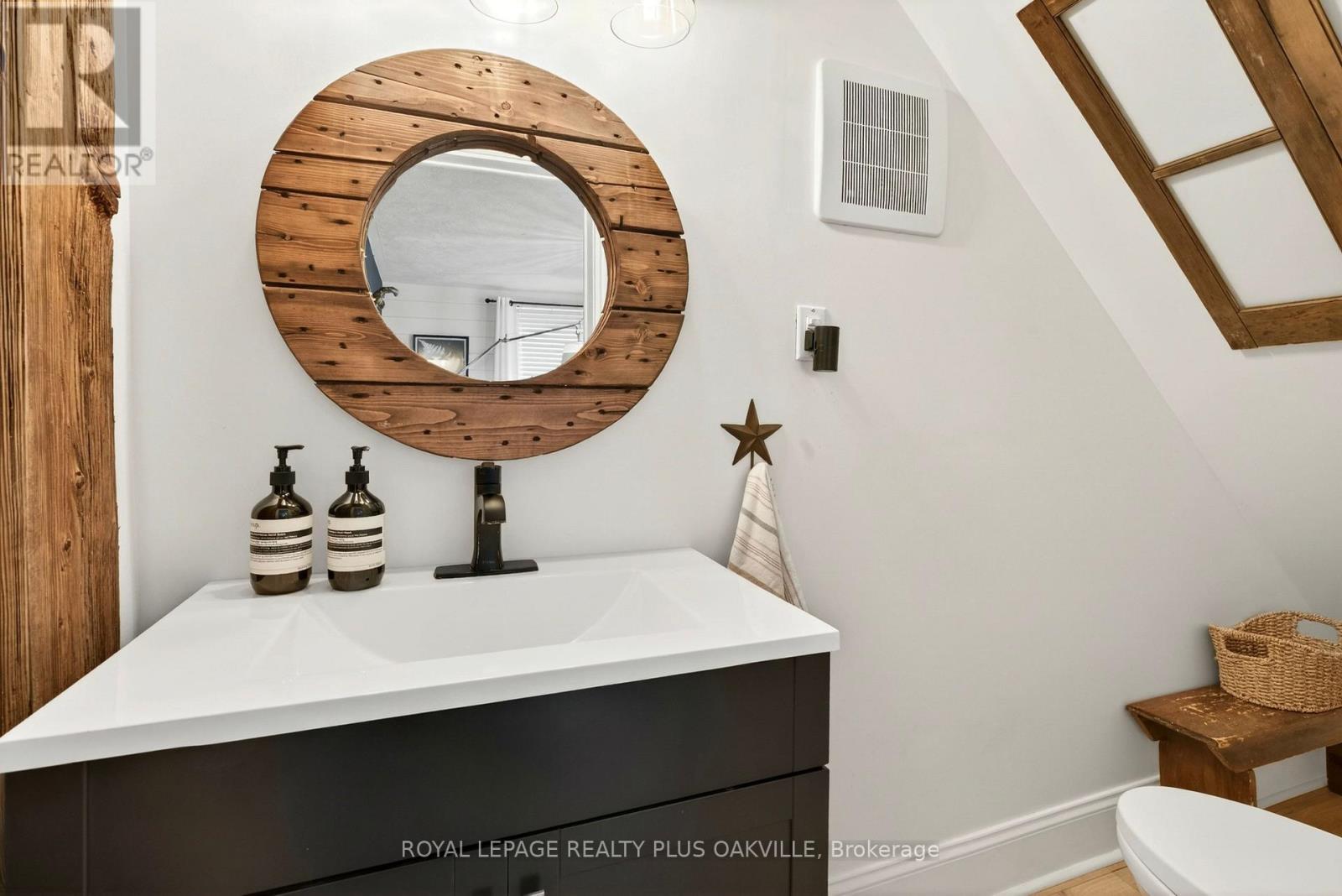 381 Elizabeth Street, Grimsby, Ontario  L3M 3K6 - Photo 24 - X12848798