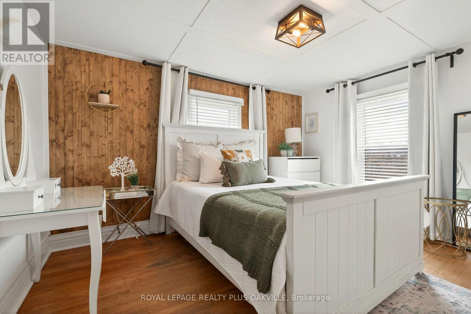 381 Elizabeth Street, Grimsby, Ontario  L3M 3K6 - Photo 34 - X12848798