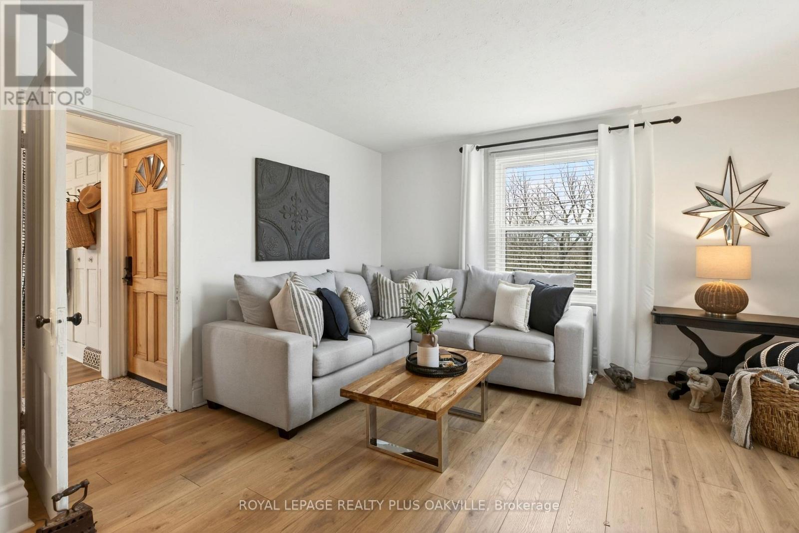 381 Elizabeth Street, Grimsby, Ontario  L3M 3K6 - Photo 19 - X12848798