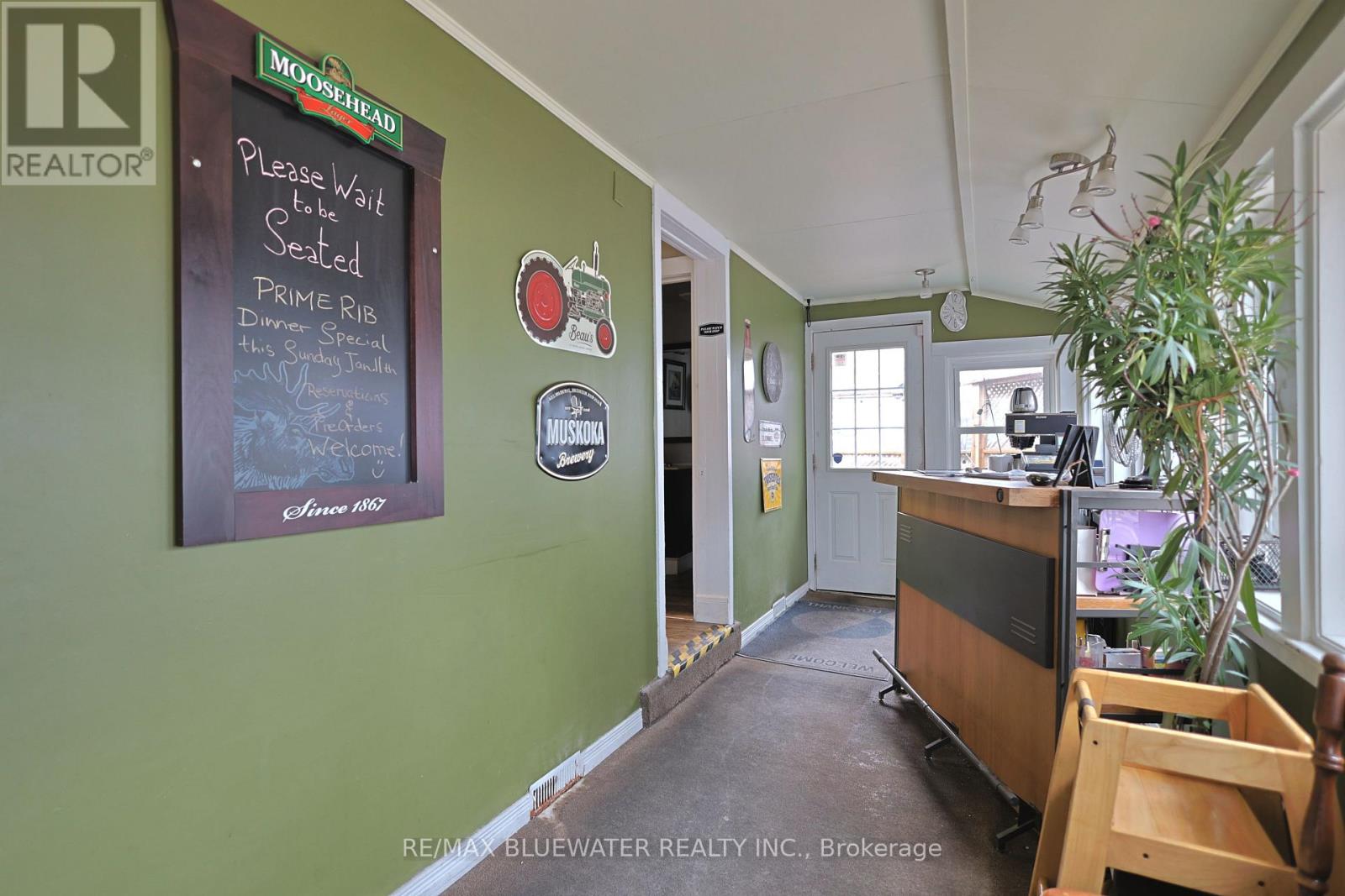 16 -18 Ontario Street N, Lambton Shores, Ontario  N0M 1T0 - Photo 15 - X12714450