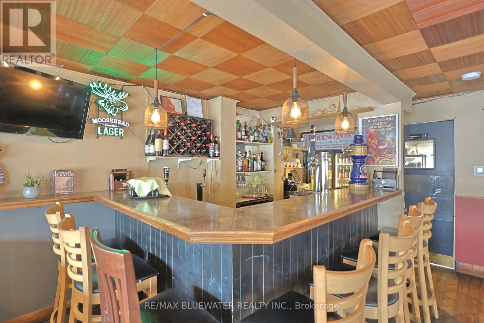 16 -18 Ontario Street N, Lambton Shores, Ontario  N0M 1T0 - Photo 18 - X12714450