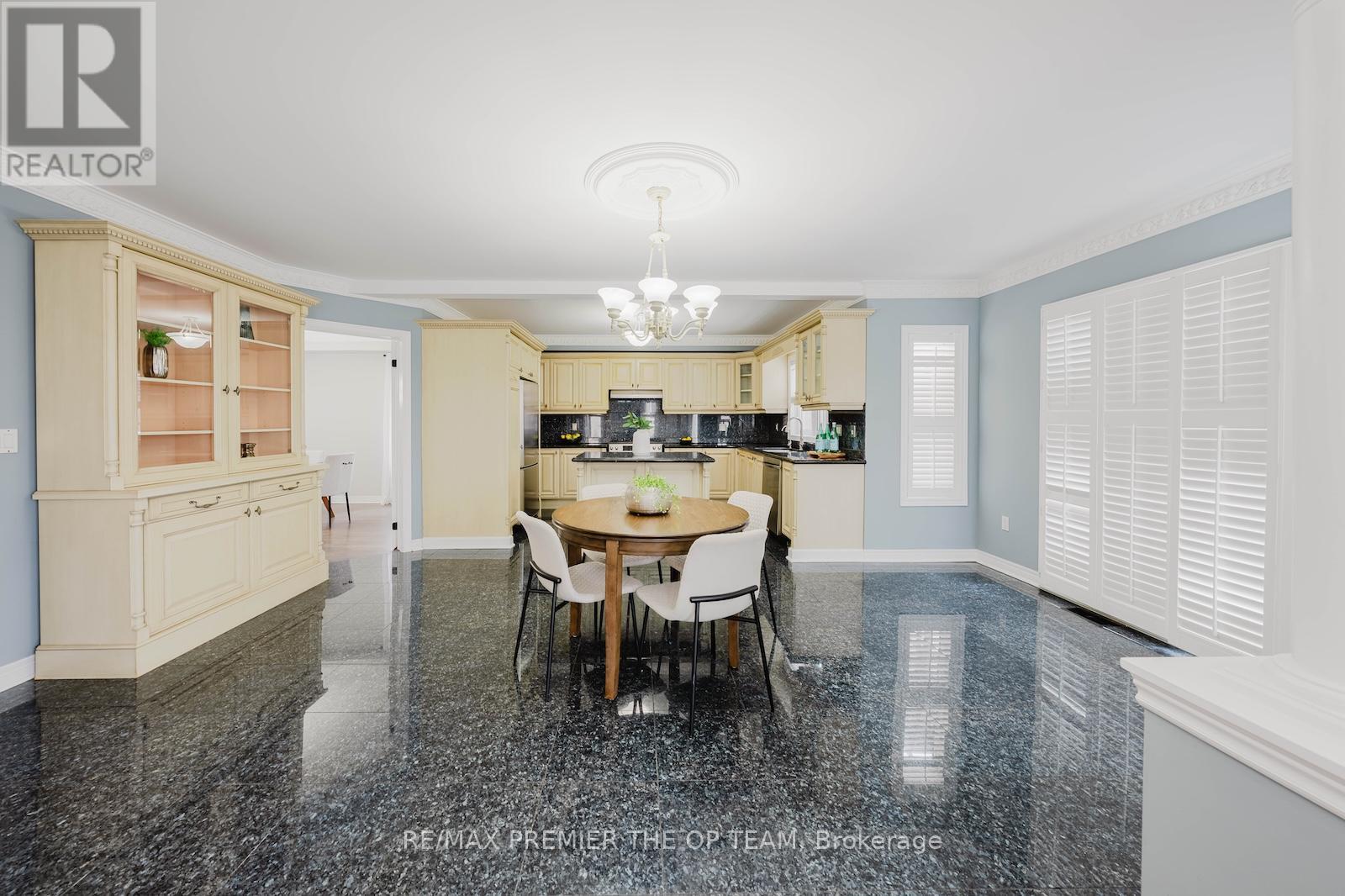 16 St Michele Place, Vaughan, Ontario  L4H 1H3 - Photo 15 - N12940898