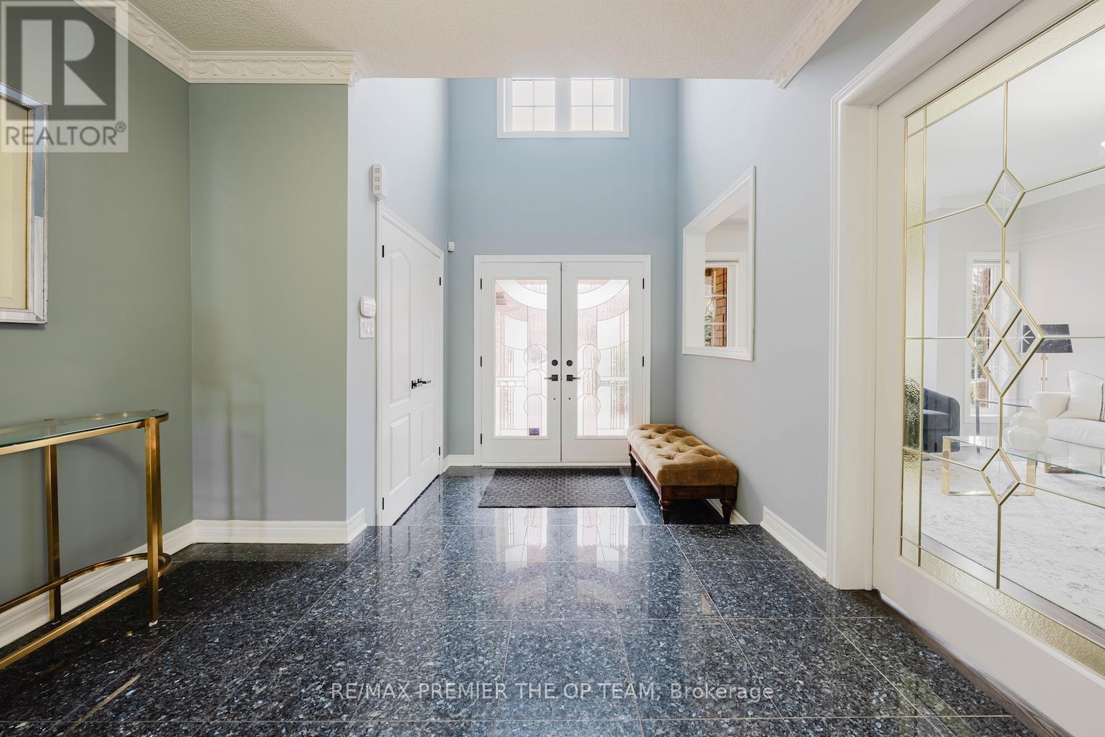 16 St Michele Place, Vaughan, Ontario  L4H 1H3 - Photo 7 - N12940898