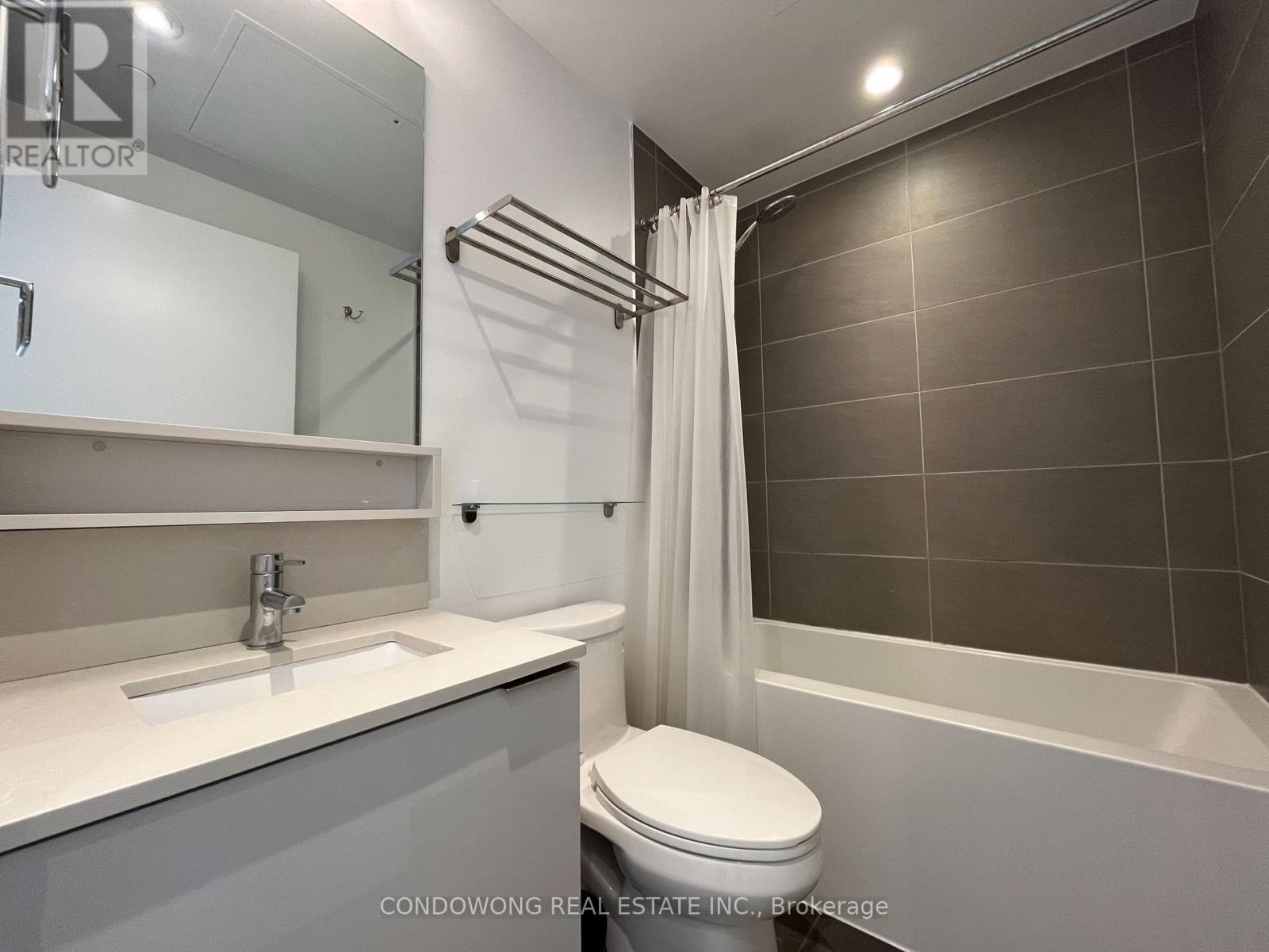 2312 - 898 Portage Parkway, Vaughan, Ontario  L4K 0J6 - Photo 6 - N12940994