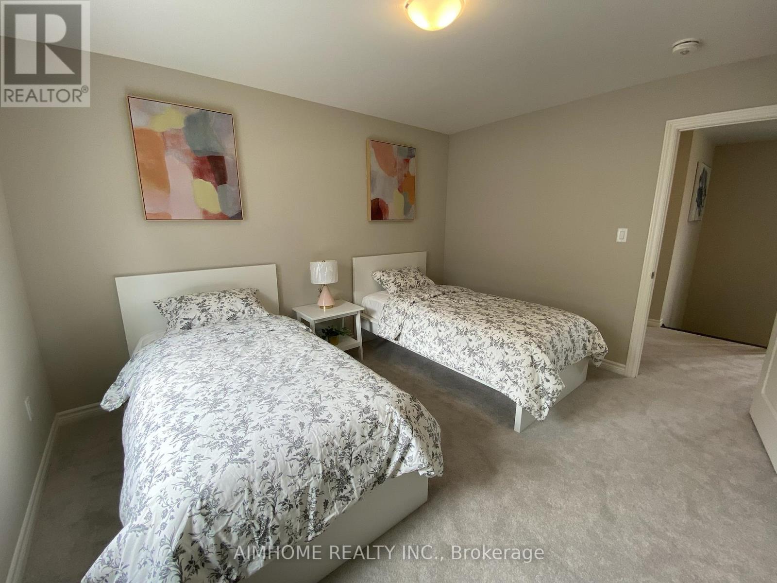 218 Prescott Drive, Clearview (Stayner), Ontario  L0M 1S0 - Photo 9 - S12940962