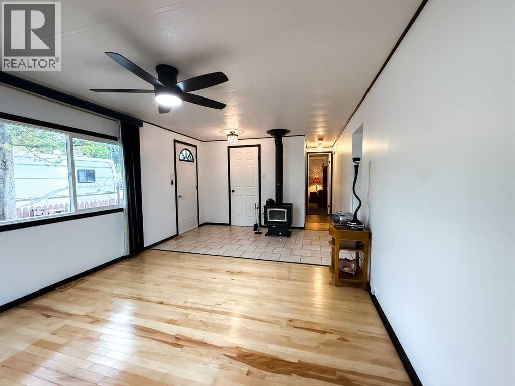 249, 133 Jarvis Street, Hinton, Alberta  T7V 1R6 - Photo 4 - A2259487