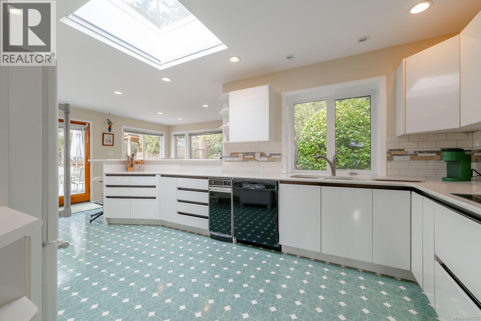 155 Cross Bow Dr, Nanaimo, British Columbia  V9T 1L2 - Photo 16 - 1027773