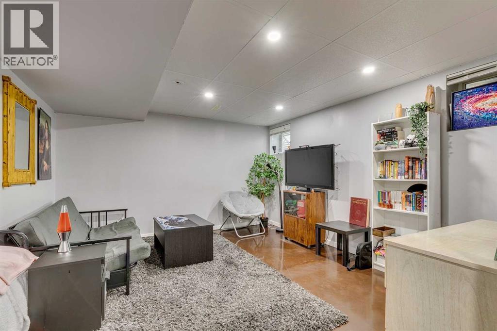 199 Everglen Way SW, Calgary, Alberta  T2Y 5G1 - Photo 31 - A2286245