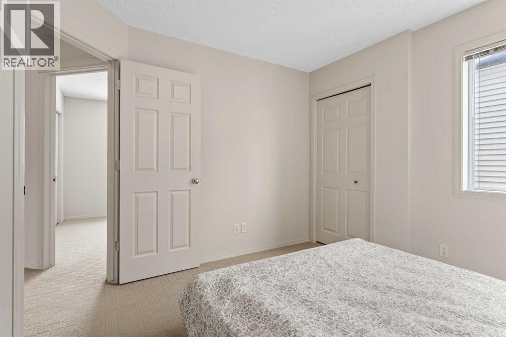 98 Cougarstone Close SW, Calgary, Alberta  T3H 5W3 - Photo 26 - A2292774