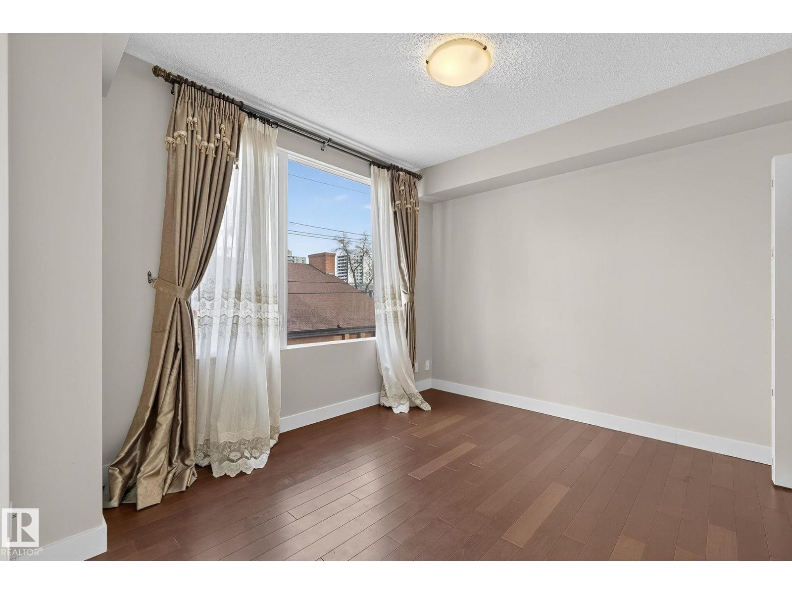 #203 10046 117 St Nw, Edmonton, Alberta  T5K 1X2 - Photo 21 - E4479903